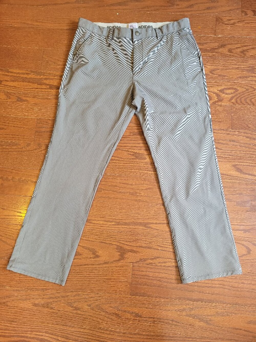 Adidas Pants Mens 36x30 Gray Check Stretch Pleated Golf Chino Trousers